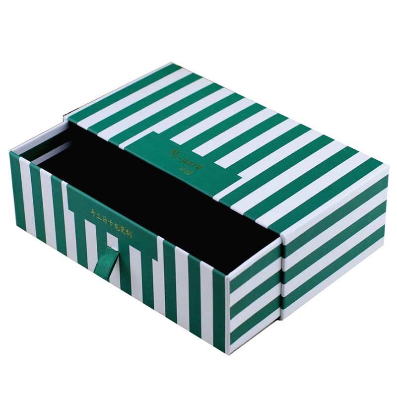 Опаковка за зелени домакински стоки